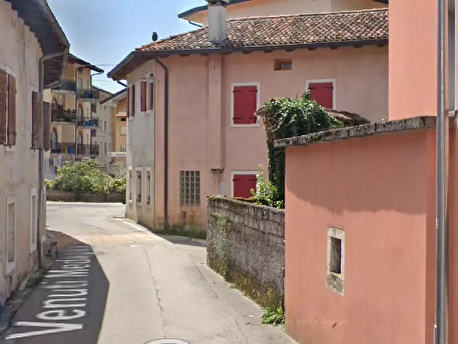 Immagine 9 di Appartamento in vendita  in Via Medaglia D'Oro Pietro Venuti a Maniago