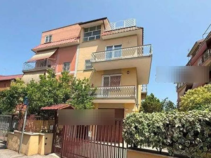 Immagine 2 di Appartamento in vendita  in Vicolo del Monte delle Capre a Roma