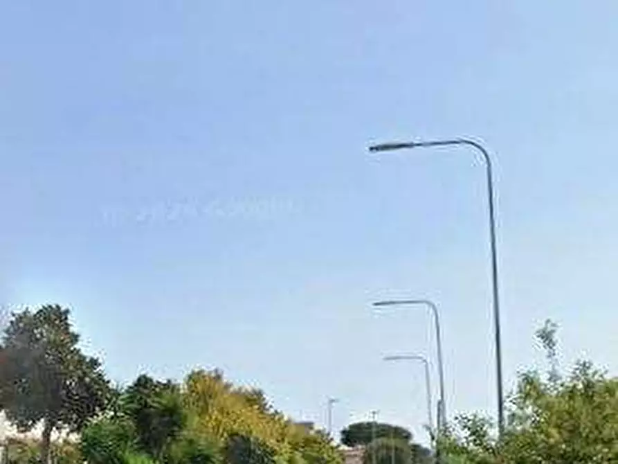 Immagine 14 di Appartamento in vendita  in Via Tirso a Pomezia