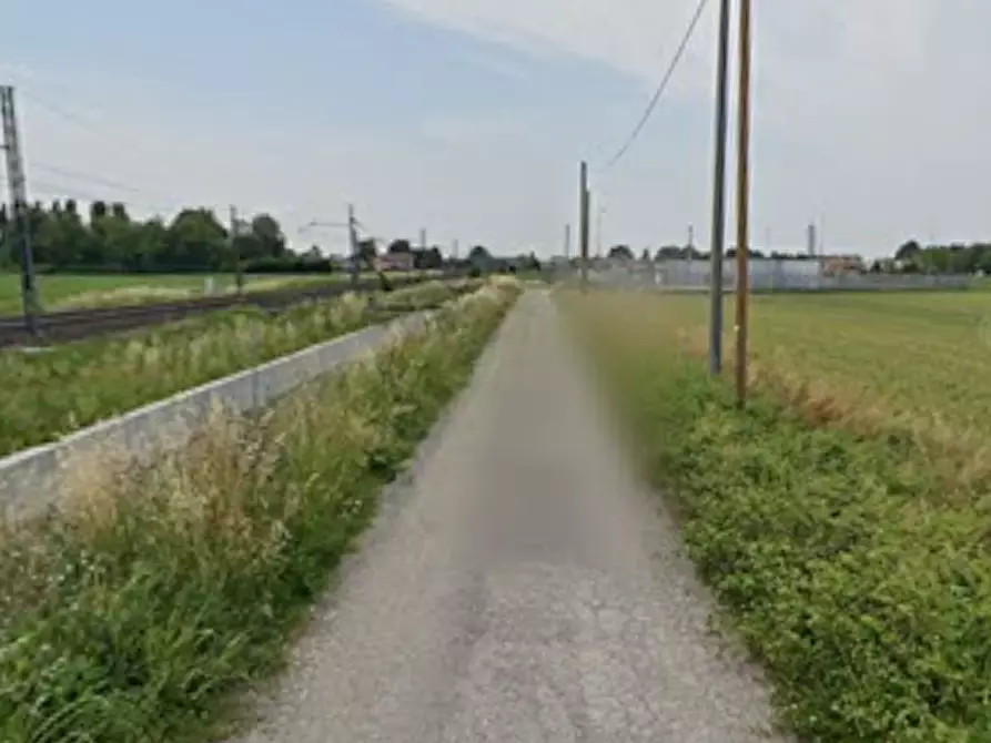 Immagine 9 di Rustico / casale in vendita  in Viale Don Luigi Sturzo a Marcon