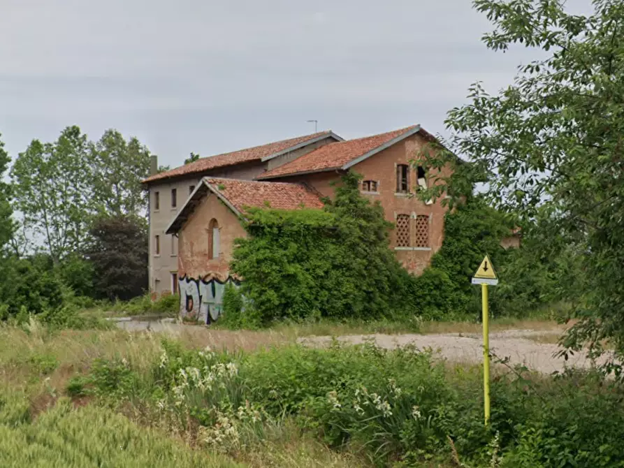 Immagine 11 di Rustico / casale in vendita  in Viale Don Luigi Sturzo a Marcon
