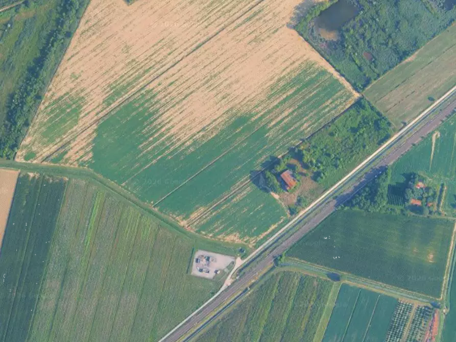 Immagine 18 di Rustico / casale in vendita  in Viale Don Luigi Sturzo a Marcon