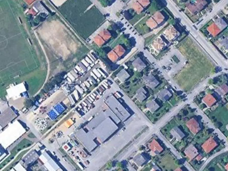 Immagine 13 di Appartamento in vendita  in Via Quattro Novembre a Pramaggiore