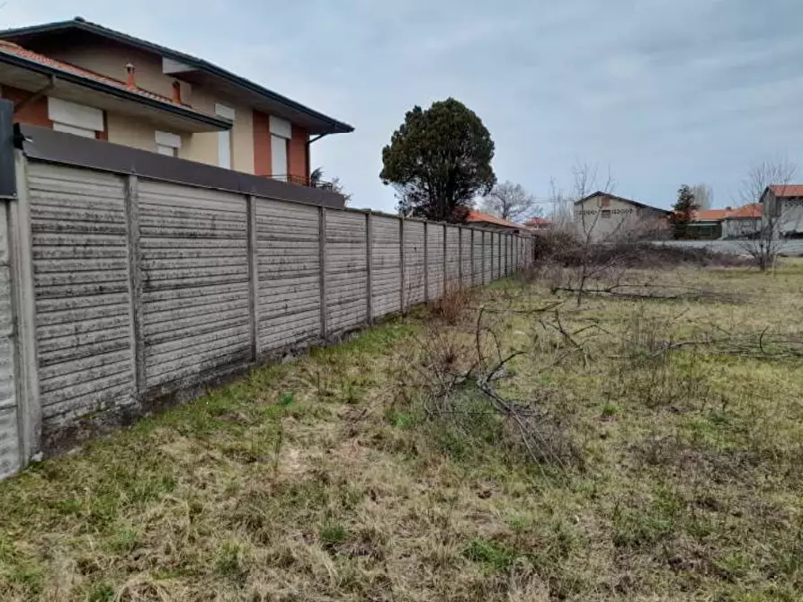 Immagine 3 di Terreno agricolo in vendita  in Via Vesuvio  a Busto Garolfo