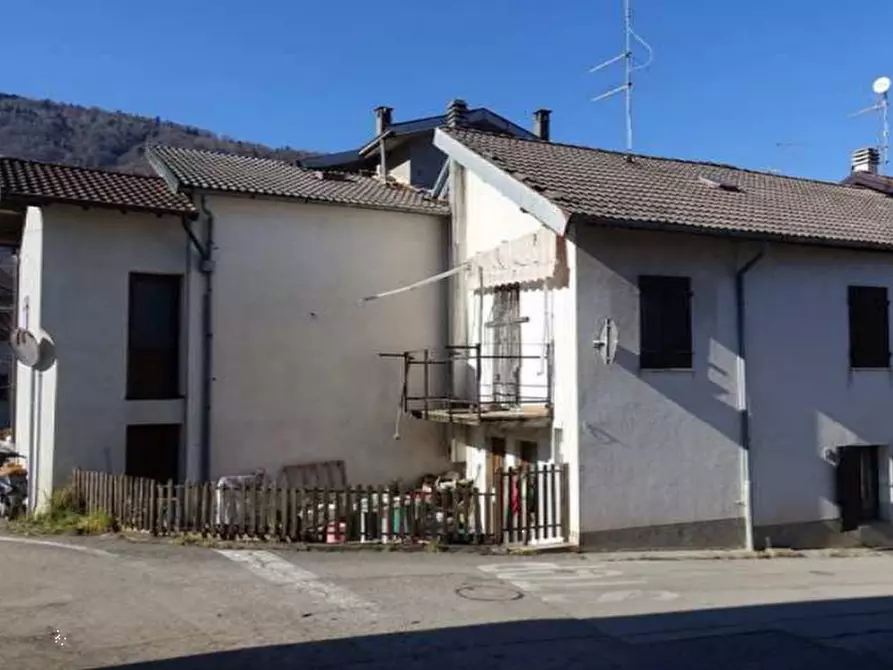 Immagine 1 di Porzione di casa in vendita  in Via Giuseppe Garibaldi a Seren Del Grappa