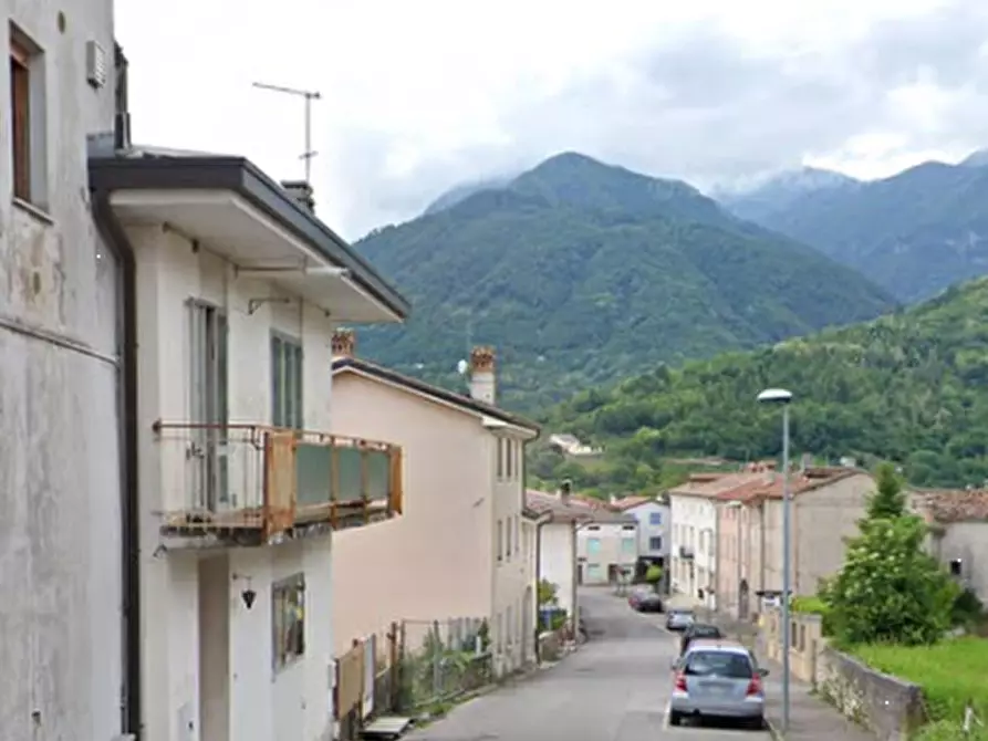 Immagine 9 di Porzione di casa in vendita  in Via Giuseppe Garibaldi a Seren Del Grappa