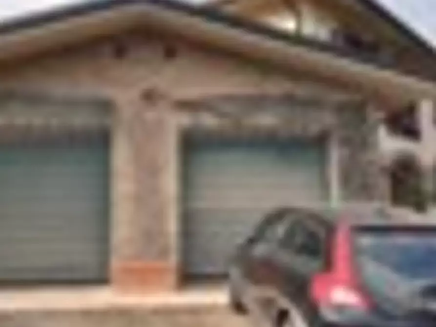 Immagine 3 di Villa in vendita  in Via Vecchi a Castelnuovo Rangone