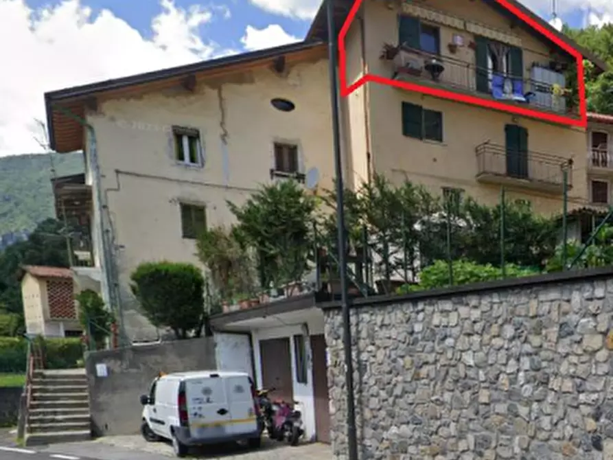 Immagine 2 di Appartamento in vendita  in Via Roncaglia Entro a San Giovanni Bianco