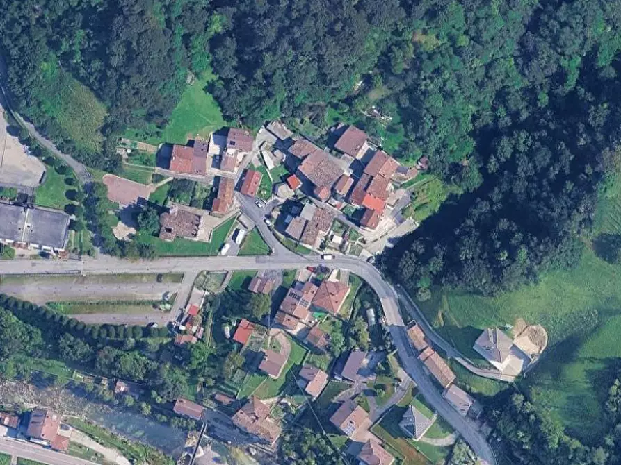 Immagine 9 di Appartamento in vendita  in Via Roncaglia Entro a San Giovanni Bianco