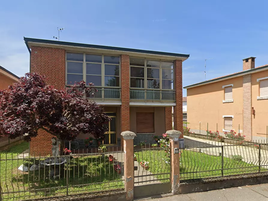 Immagine 1 di Villa in vendita  in Via I maggio a Pieve Del Cairo