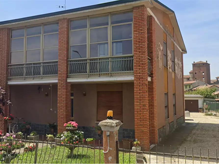 Immagine 3 di Villa in vendita  in Via I maggio a Pieve Del Cairo