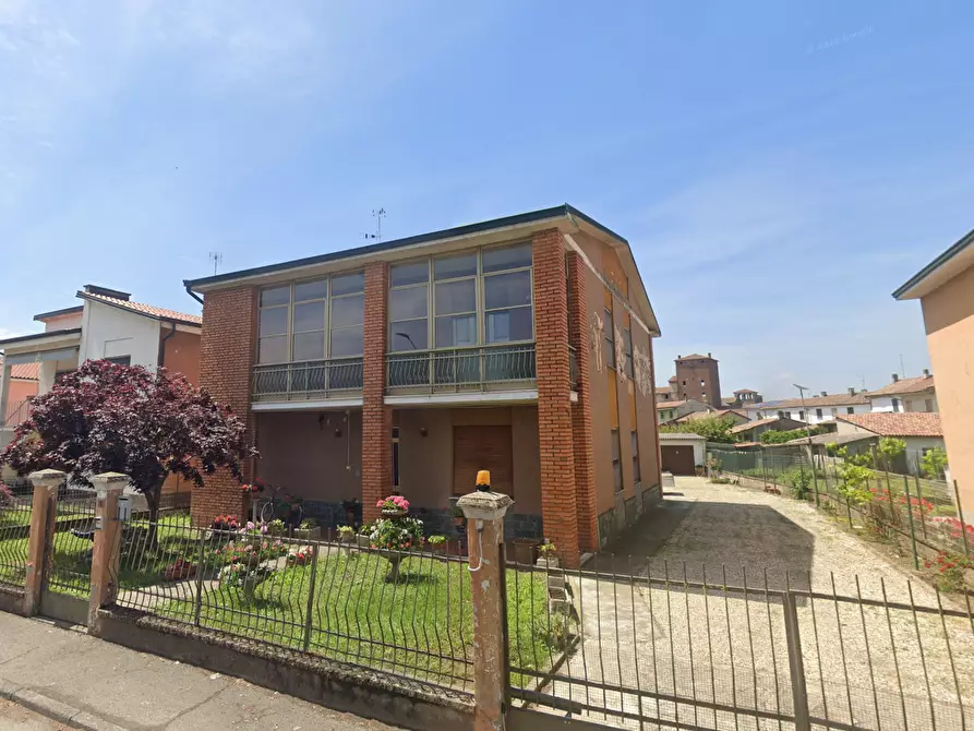 Immagine 4 di Villa in vendita  in Via I maggio a Pieve Del Cairo