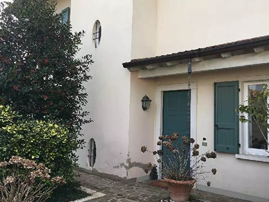 Immagine 2 di Porzione di casa in vendita  in Via Benedusi a Botticino