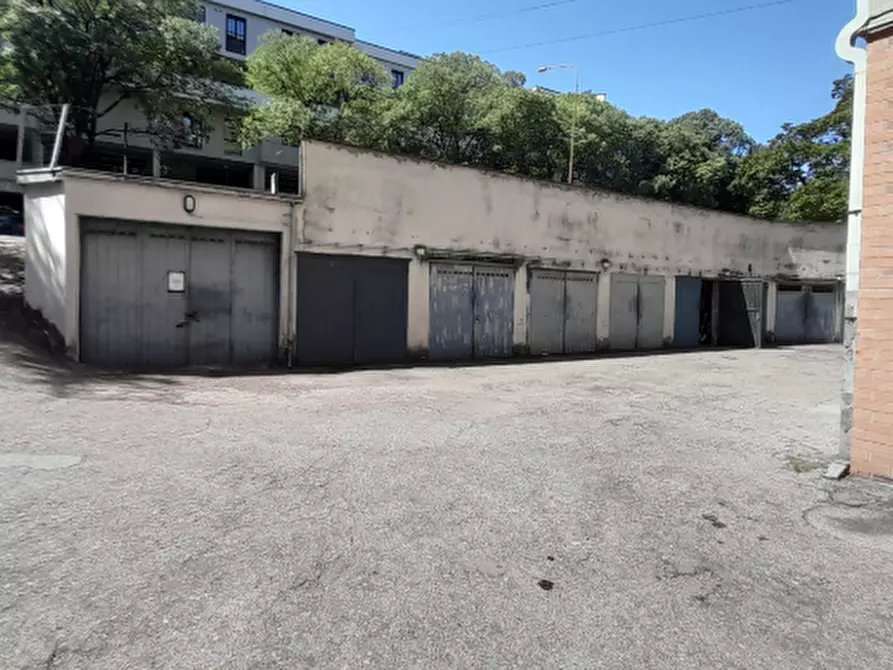 Immagine 5 di Appartamento in vendita  in Via G.B. Lulli a Reggio Nell'emilia