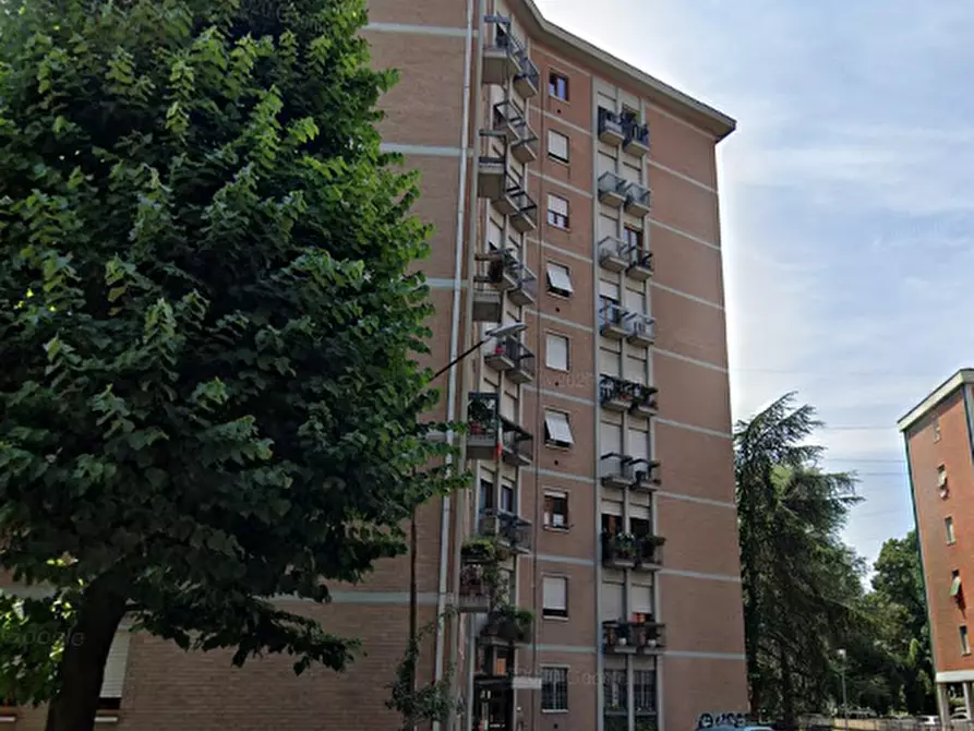 Immagine 9 di Appartamento in vendita  in Via G.B. Lulli a Reggio Nell'emilia