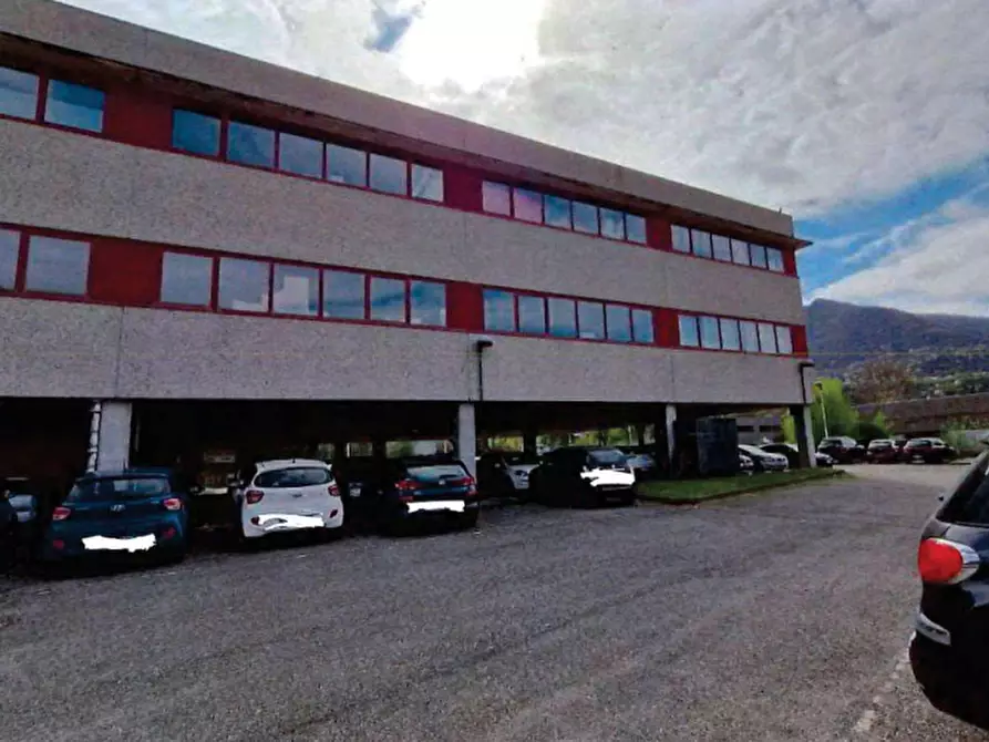 Immagine 2 di Garage in vendita  in Via delle Acquette a Cuveglio