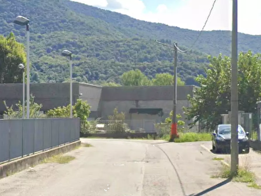 Immagine 6 di Garage in vendita  in Via delle Acquette a Cuveglio