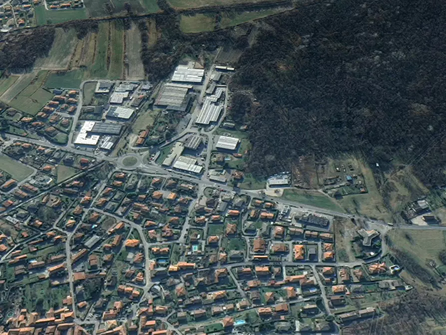 Immagine 4 di Magazzino in vendita  in Via delle Acquette a Cuveglio