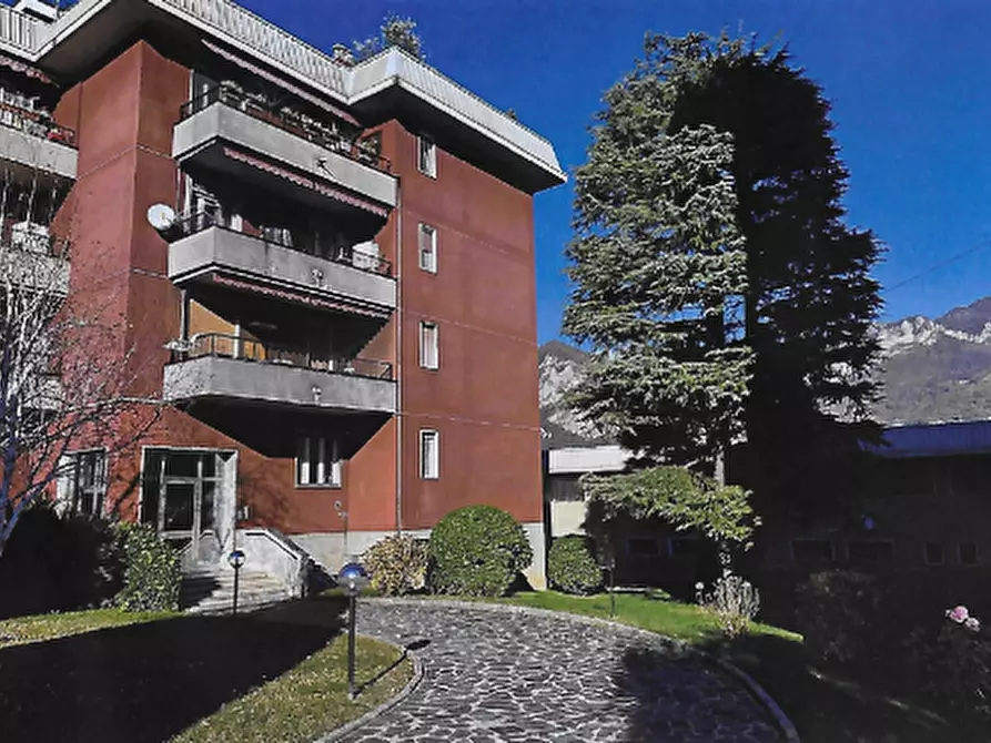 Immagine 2 di Appartamento in vendita  in Via Spluga a Olgiate Olona