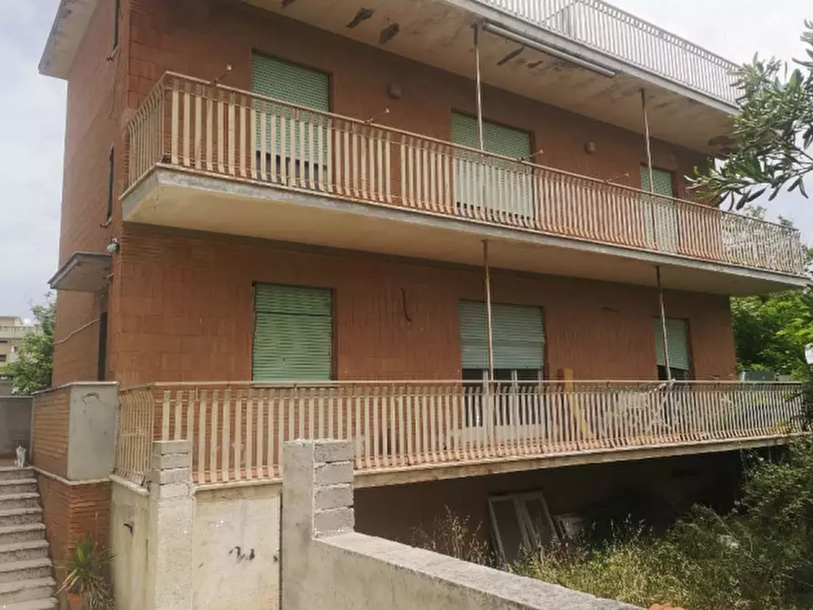 Immagine 5 di Appartamento in vendita  in Lungomare degli Ardeatini a Ardea