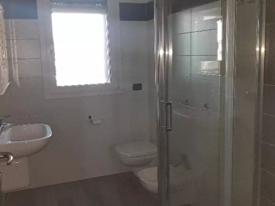 Immagine 10 di Appartamento in vendita  in Via Amilcare Ponchielli a Castellanza