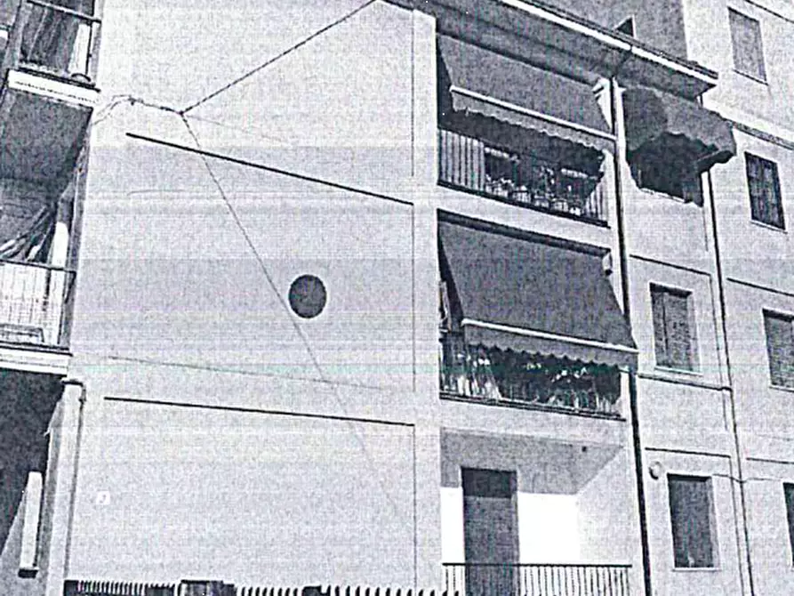 Immagine 2 di Appartamento in vendita  in Strada Del Merlo a Voghera