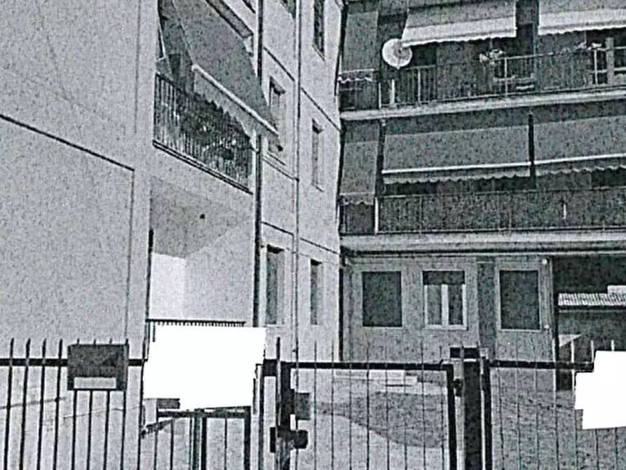Immagine 4 di Appartamento in vendita  in Strada Del Merlo a Voghera