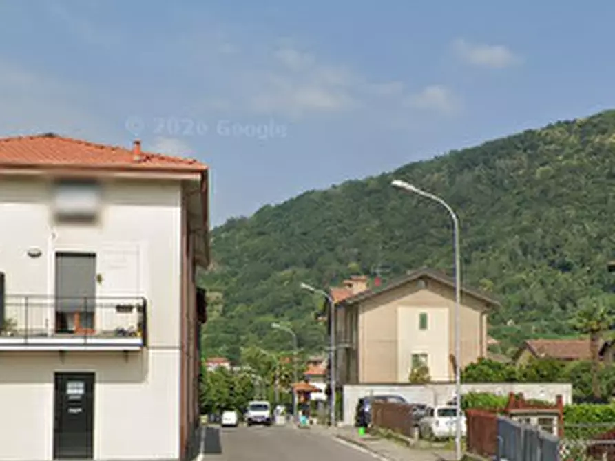 Immagine 9 di Negozio in vendita  in Via Santa Margherita a Brivio
