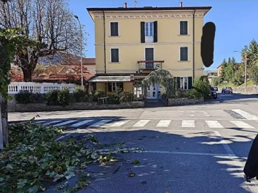 Immagine 3 di Hotel in vendita  in Strada Statale a Mandello Del Lario