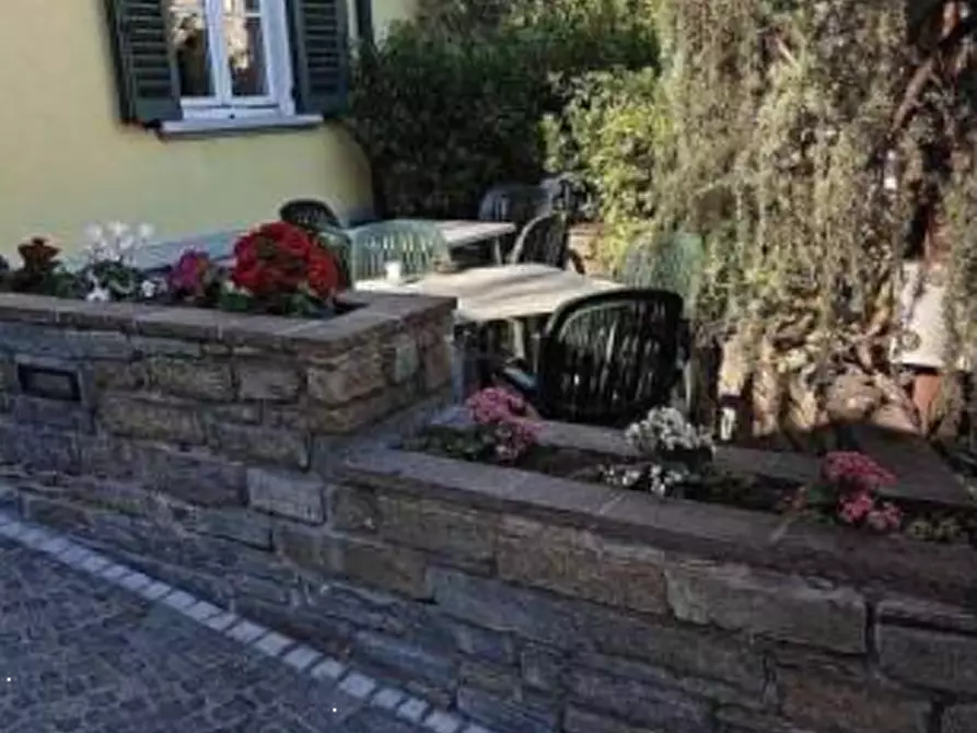 Immagine 5 di Hotel in vendita  in Strada Statale a Mandello Del Lario