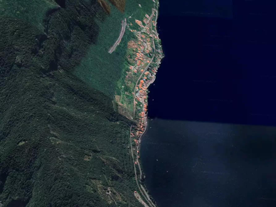 Immagine 12 di Hotel in vendita  in Strada Statale a Mandello Del Lario