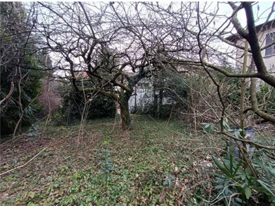 Immagine 8 di Casa indipendente in vendita  in Lago Europa  a Caronno Varesino