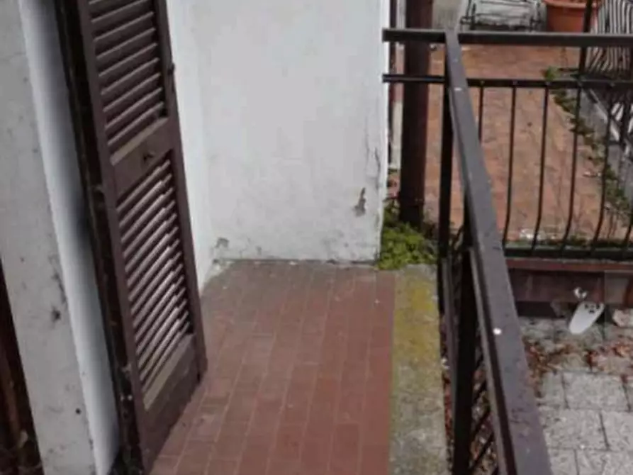 Immagine 10 di Casa indipendente in vendita  in Lago Europa  a Caronno Varesino