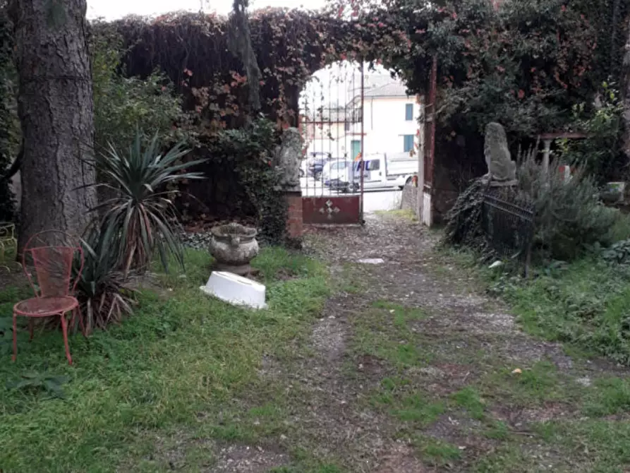 Immagine 2 di Appartamento in vendita  in Via Frascarolo a Torre Beretti E Castellaro