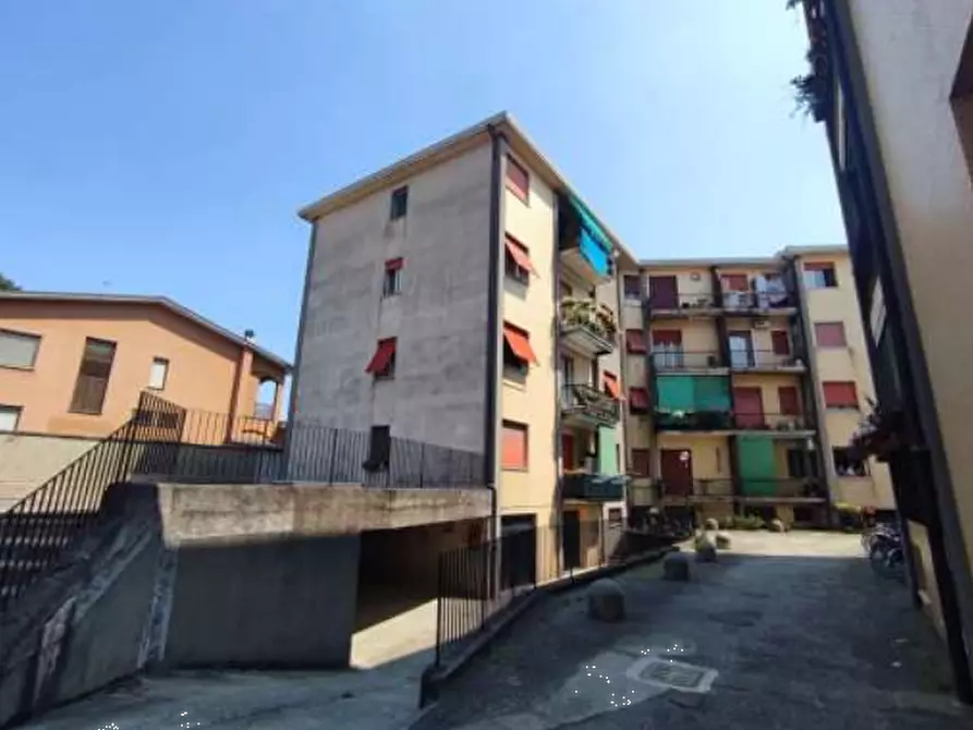 Immagine 2 di Appartamento in vendita  in Via Baracca a Vimercate