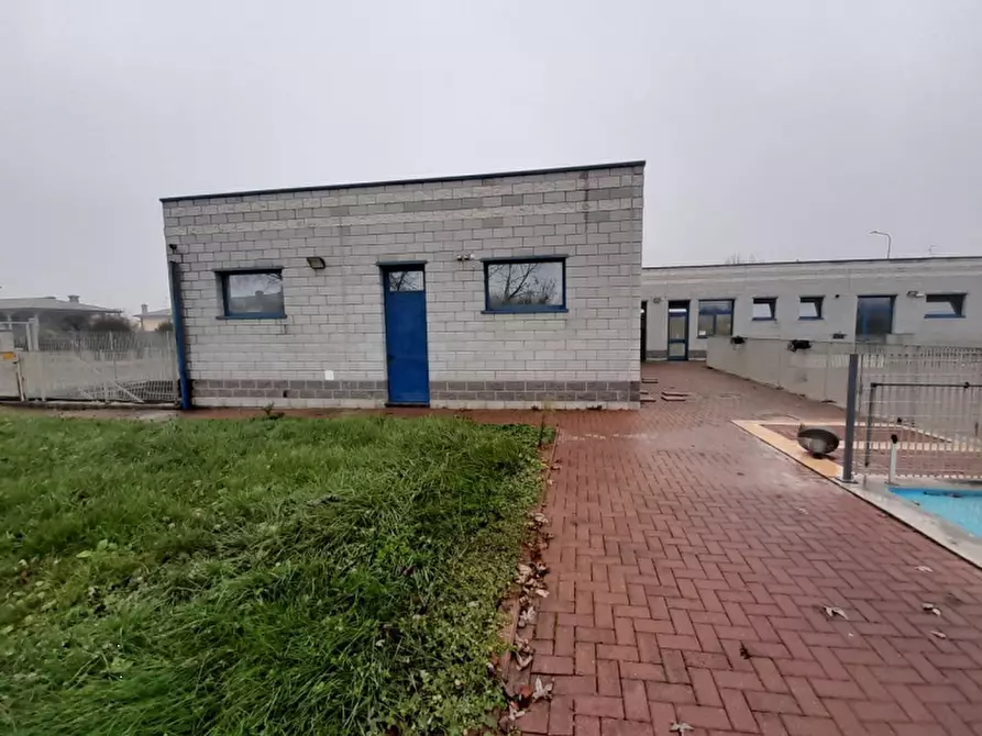 Immagine 10 di Capannone industriale in vendita  in Via Alessandro Pertini  a Pinarolo Po