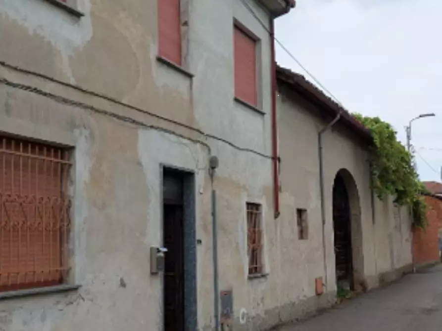 Immagine 1 di Casa indipendente in vendita  in Via Nuova a Suardi