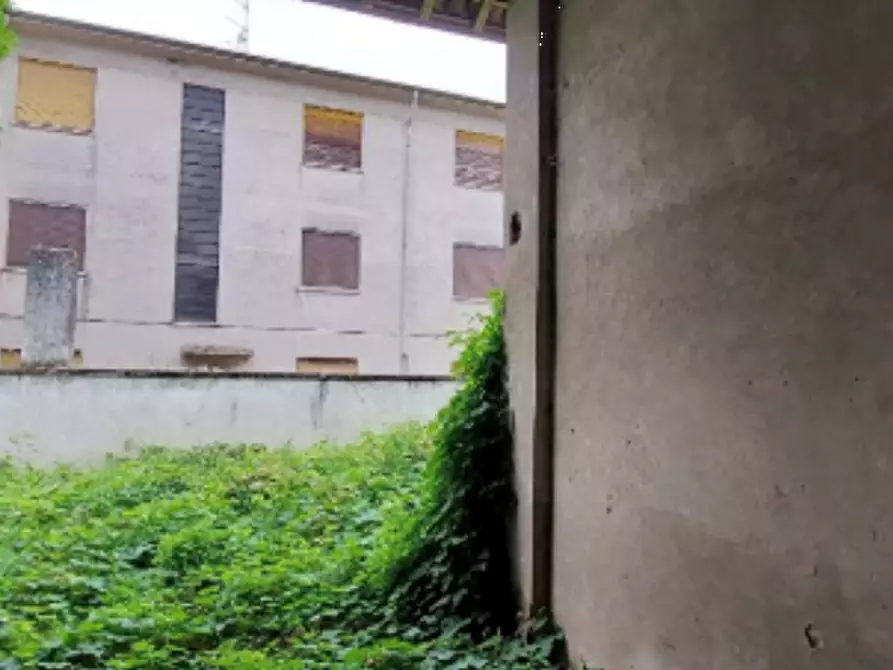 Immagine 9 di Casa indipendente in vendita  in Via Nuova a Suardi