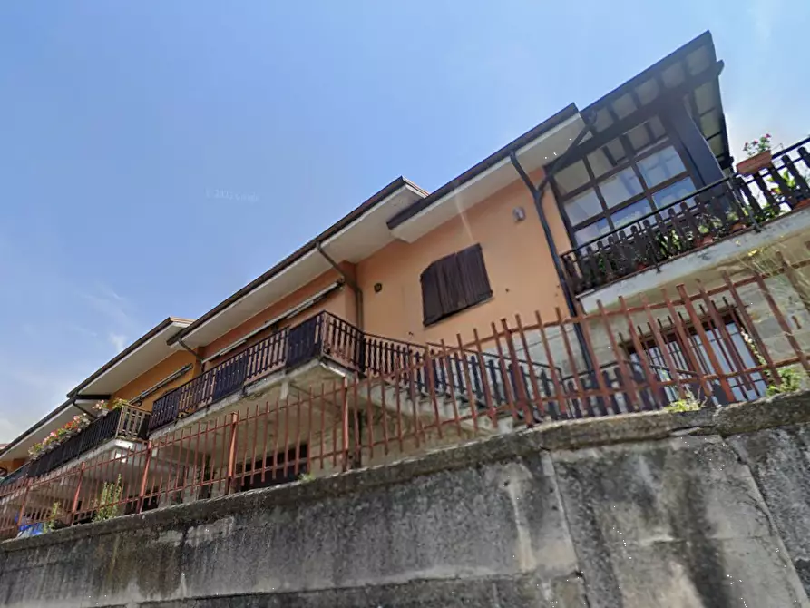 Immagine 33 di Villetta a schiera in vendita  in Via Giardini Sud a Serramazzoni