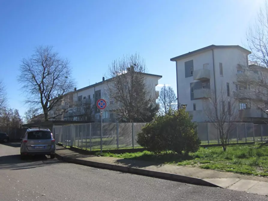 Immagine 1 di Appartamento in vendita  in Via Pier Giorgio Frassati  a Abbiategrasso
