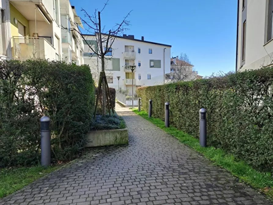 Immagine 4 di Appartamento in vendita  in Via Pier Giorgio Frassati  a Abbiategrasso