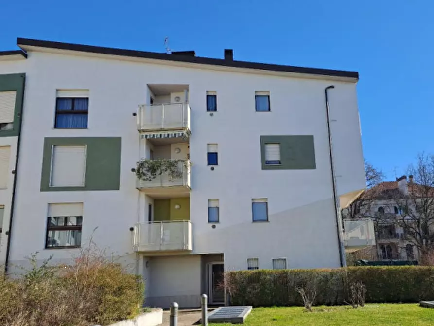 Immagine 6 di Appartamento in vendita  in Via Pier Giorgio Frassati  a Abbiategrasso