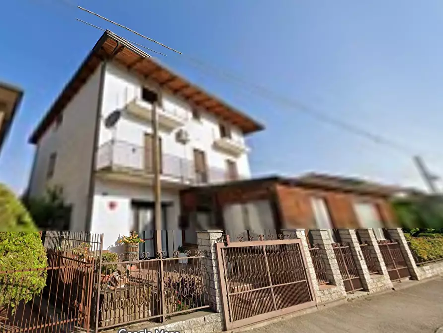 Immagine 5 di Negozio in vendita  in Viale Volturno a Vairano Patenora
