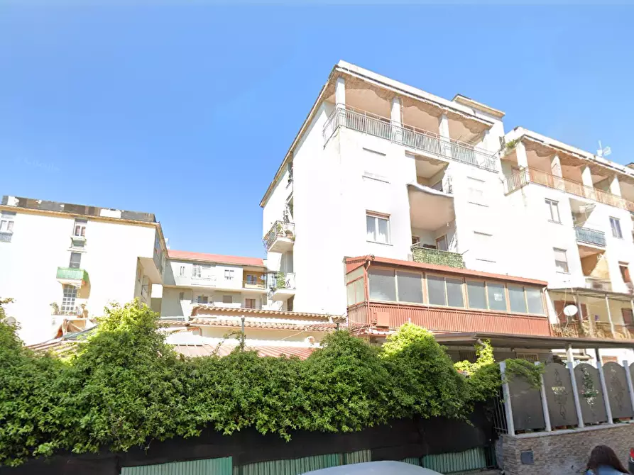 Immagine 8 di Appartamento in vendita  in Via Como a Mondragone