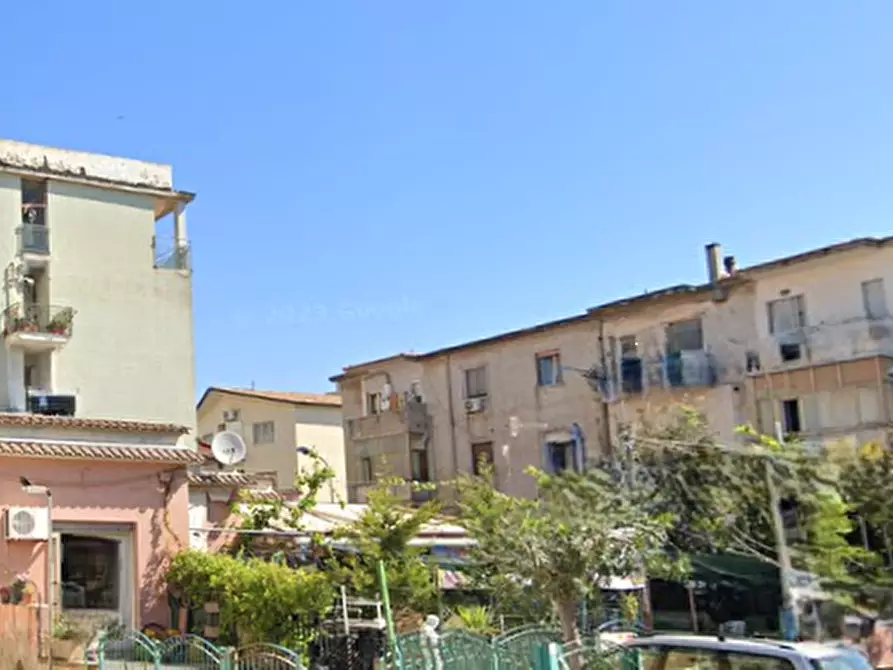 Immagine 12 di Appartamento in vendita  in Via Como a Mondragone