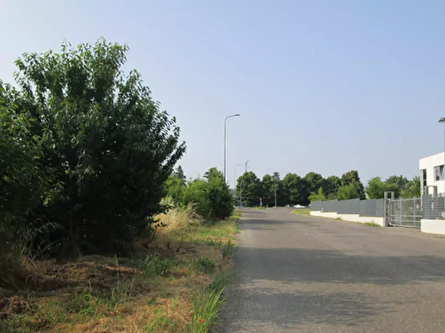 Immagine 2 di Terreno edificabile in vendita  in Strada Privata Archimede a Rivanazzano
