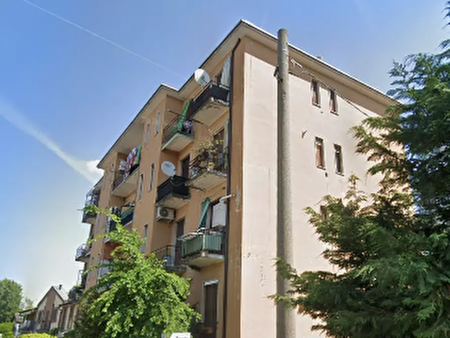 Immagine 16 di Appartamento in vendita  in Via Taranto a Pozzuolo Martesana
