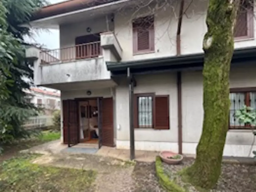 Immagine 1 di Porzione di casa in vendita  in Via dello Sport a Gorgonzola