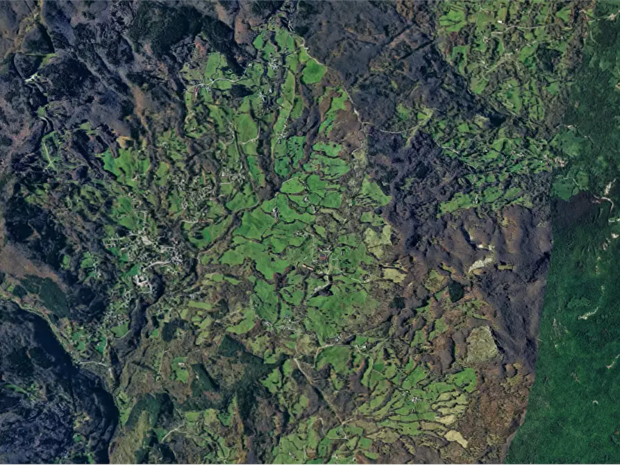 Immagine 11 di Terreno edificabile in vendita  in Via Radici a Pievepelago