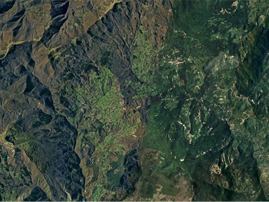 Immagine 12 di Terreno edificabile in vendita  in Via Radici a Pievepelago